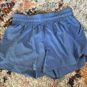 Women's Lululemon Track That High Rise Lined Shorts 5”